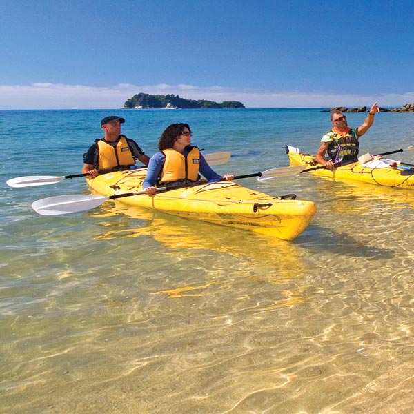 Kayak in Able Tasman National Park